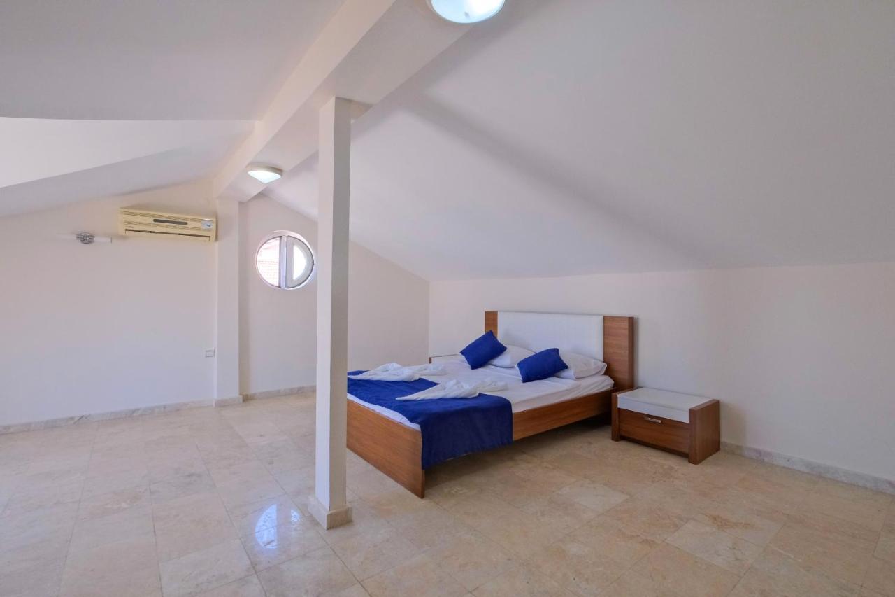 Yas Calis Beach Villa Fethiye Eksteriør billede