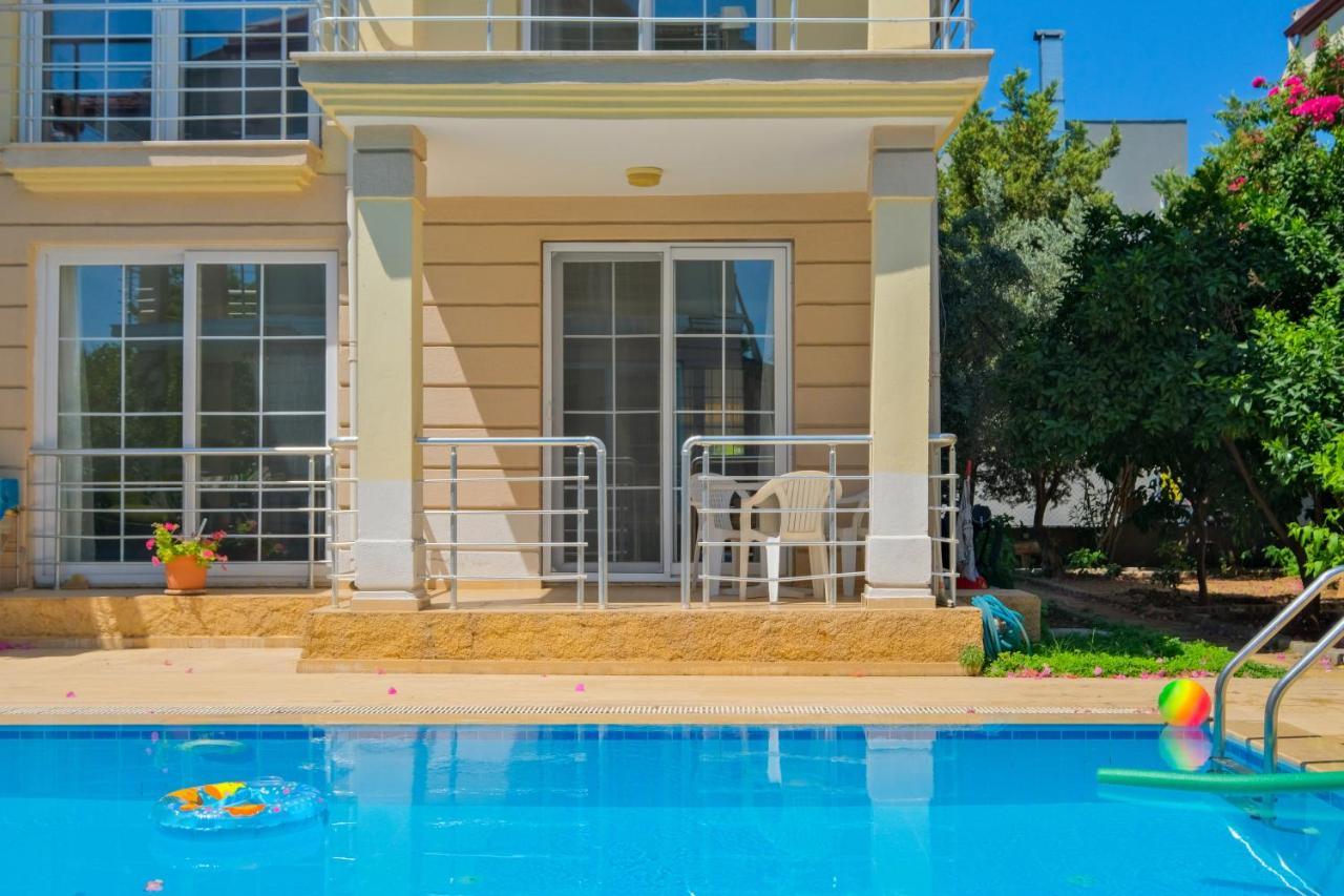 Yas Calis Beach Villa Fethiye Eksteriør billede